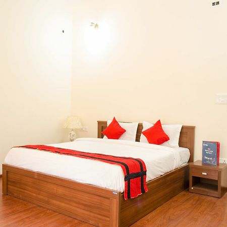Oyo 7187 Earth Aromaa Hotel Kolkata Bagian luar foto