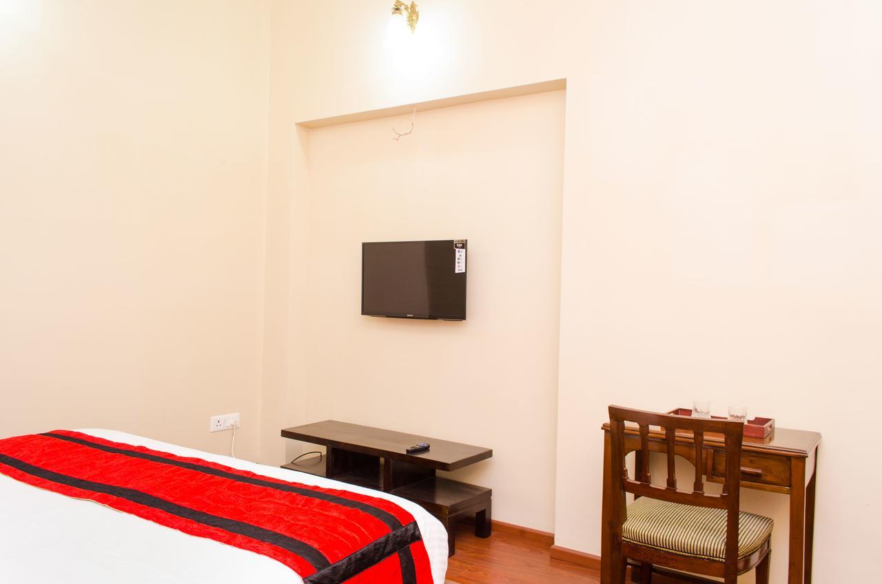 Oyo 7187 Earth Aromaa Hotel Kolkata Bagian luar foto
