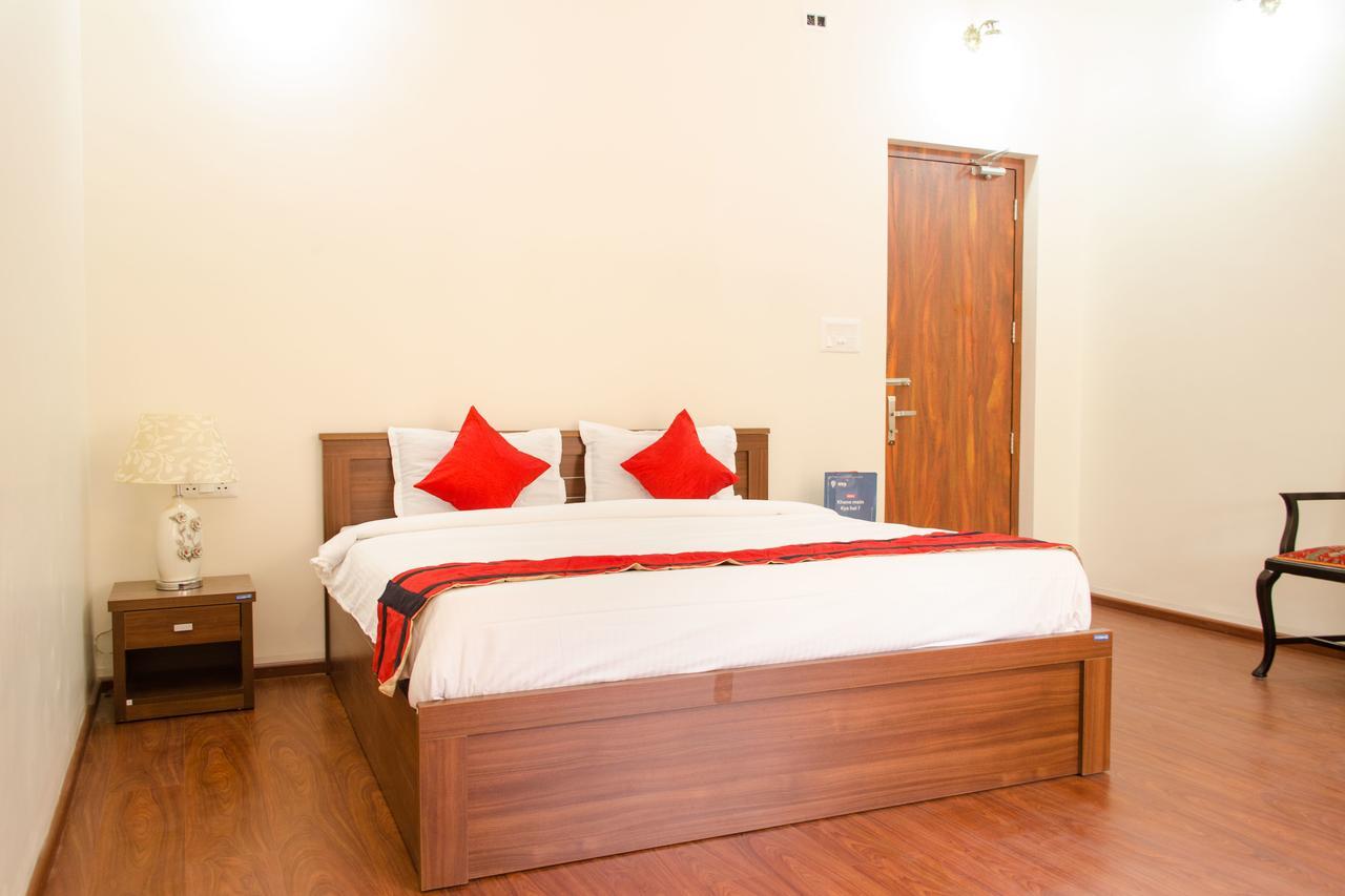 Oyo 7187 Earth Aromaa Hotel Kolkata Bagian luar foto